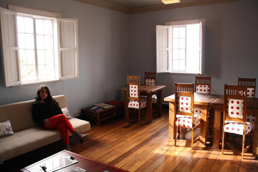 Hostal Faro Azul 발파라이소 외부 사진